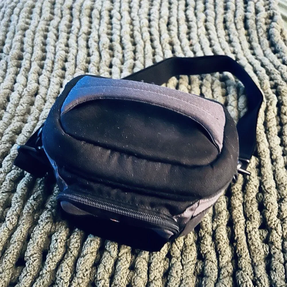 Lowepro Black And Grey Camera Bag With Adjustable Strap (Cirrus) 110